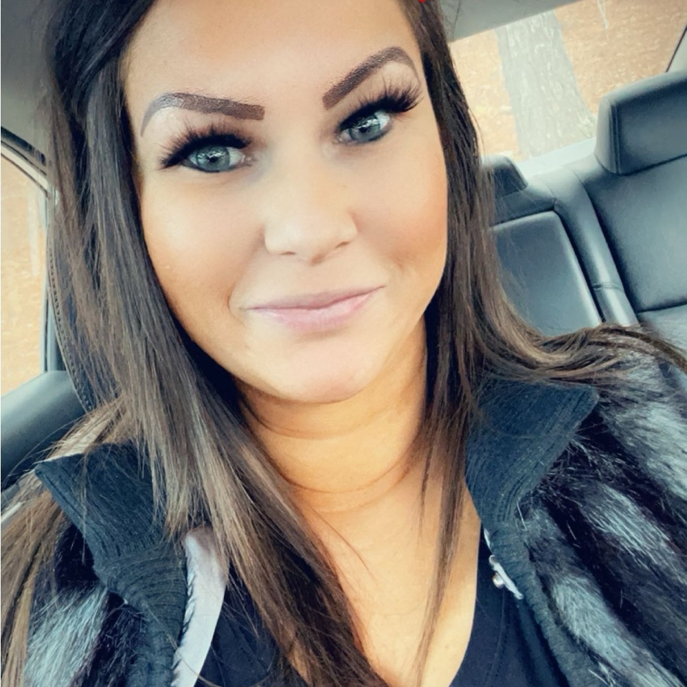 Meet your Posher, Jessica